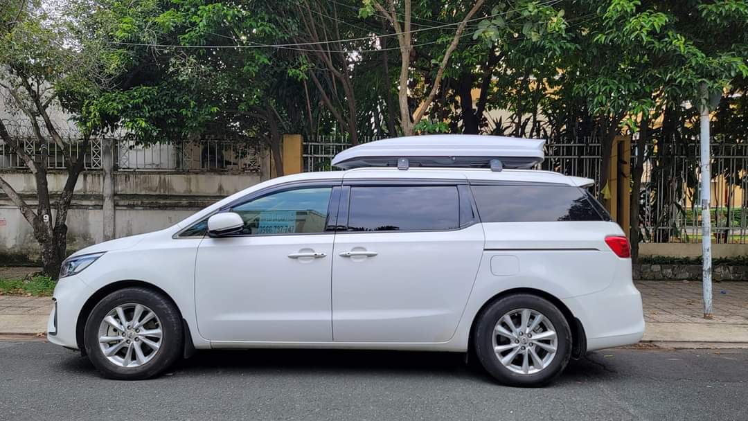 Cốp nóc xe ô tô kia Sedona