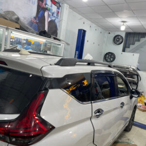 Thanh giá nóc dọc xe Xpander loại 3 chân